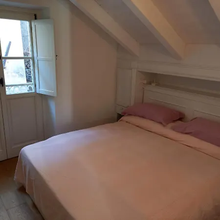 La Dimora Del Conte Bracco B. Guest house Albenga
